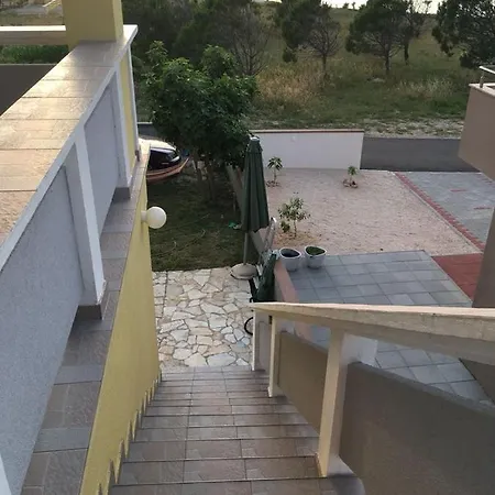Διαμέρισμα Sid *